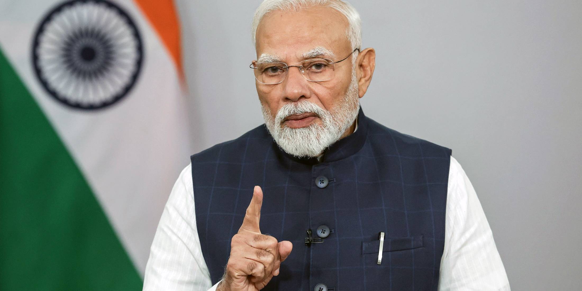 1020 modi.jpg